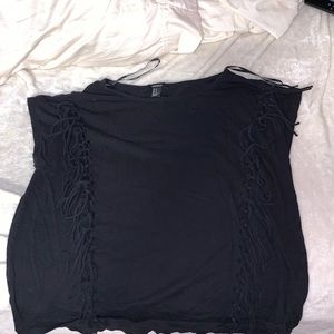 Cute Black Fringe Top!